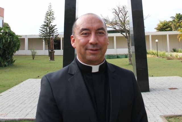O Reitor, Pe. Marco Antonio Forero. PSS, celebra 25 anos de vida sacerdotal.